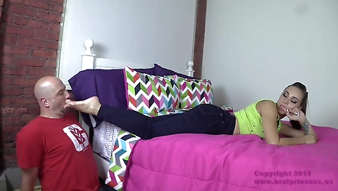 Slady brunette masturbates her pussy with a dildo and rui