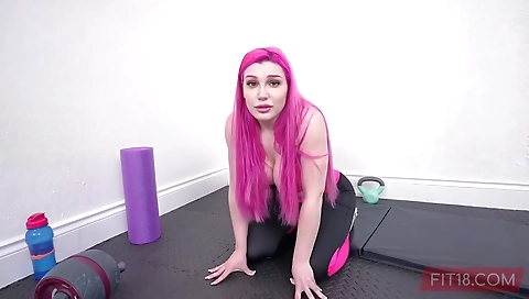 Sexy babe fucked in her boyfriend