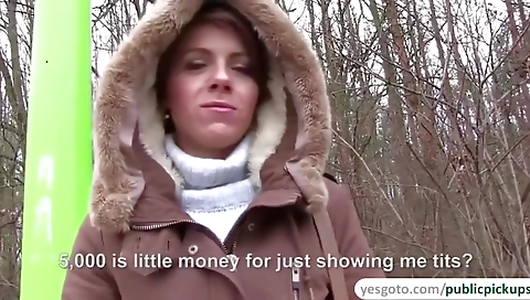 Savir strest principal with her pussy