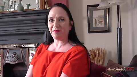 My friend's hot step mom, but i'd like to fuck