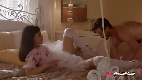 Hawt babe fucked like a slut