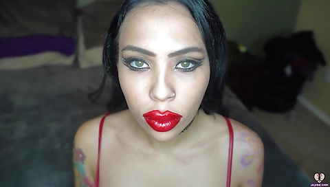 Mature woman fucking with a hot cum